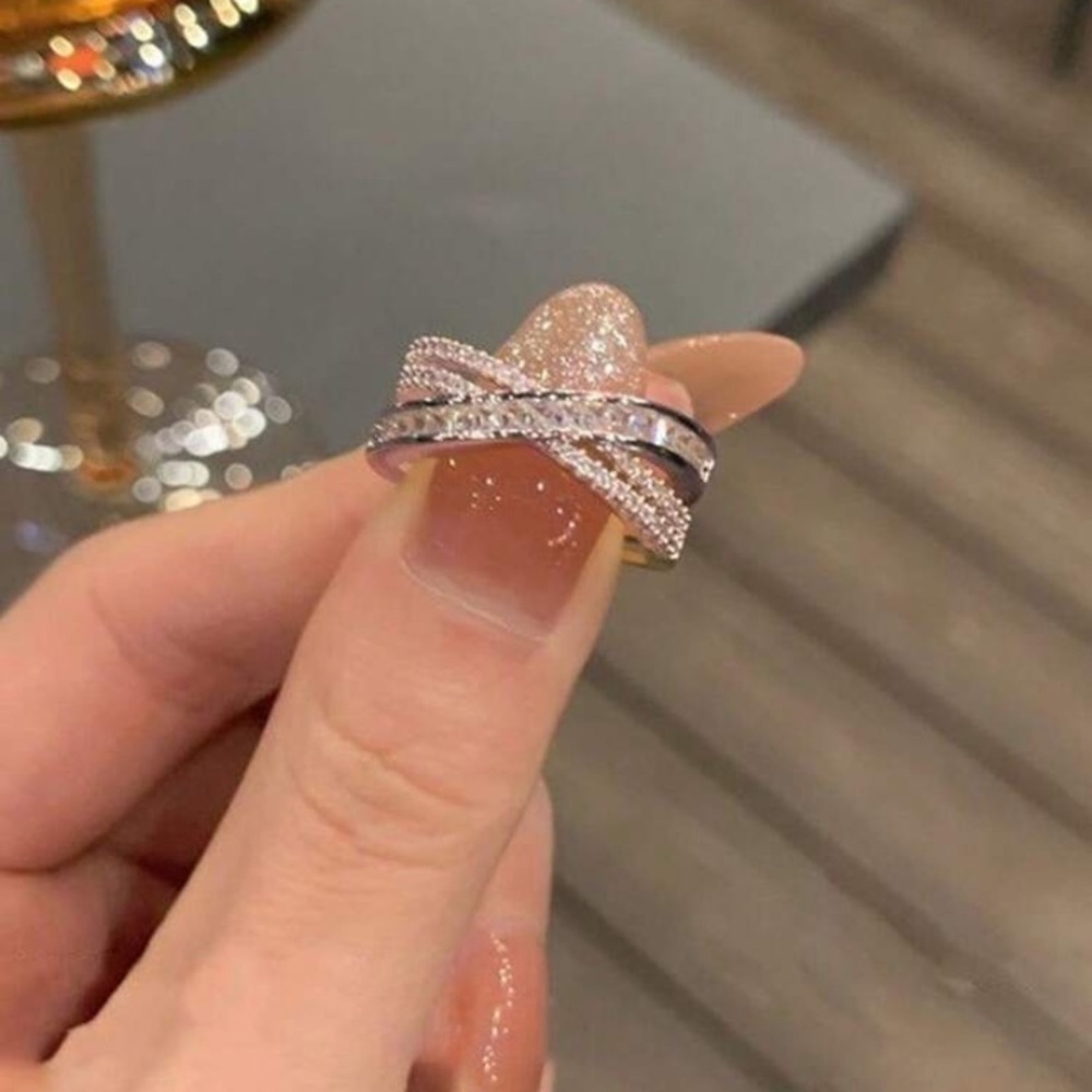 Gold ring - Picture 3 of 4